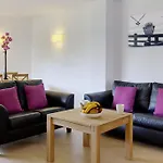 Beautiful, Very High Quality 2 Bed Apartment